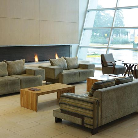 Hotel Dreams บัลดิเบีย ภายนอก รูปภาพ The lounge at the airport
