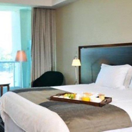 Hotel Dreams บัลดิเบีย ภายนอก รูปภาพ A room at the hotel