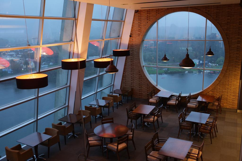Hotel Dreams บัลดิเบีย ภายนอก รูปภาพ The interior of the restaurant